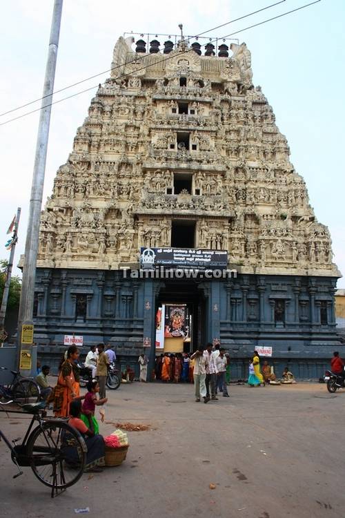 Temples : Kanchipuram kamatchi amman temple : Kamakshi Amman Temple