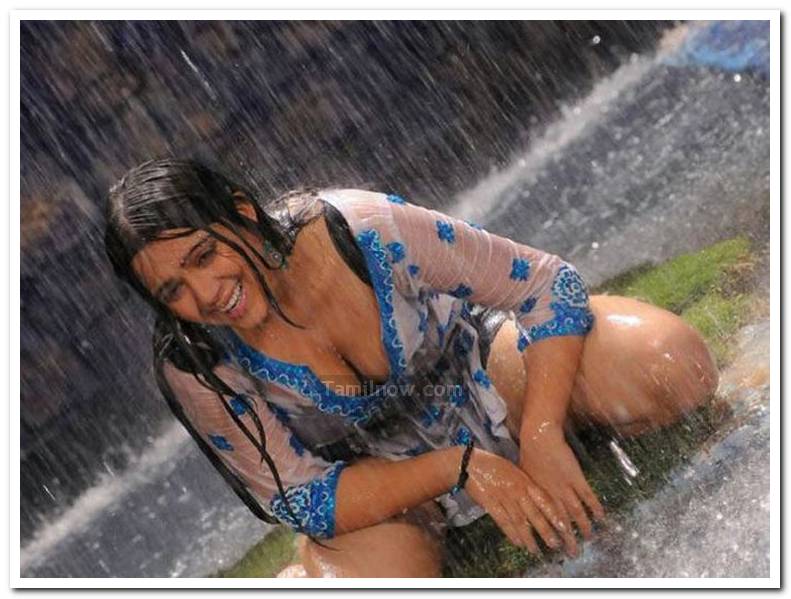 tamil movie actress charmi photos : charmi hot photos 5