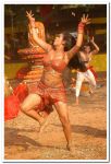 Actress mumaith khan photo 3