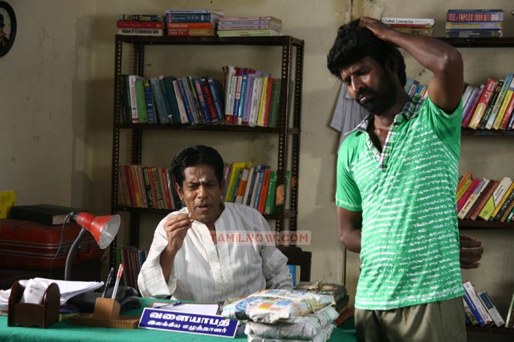 http://www.tamilnow.com/movies/gallery/kandathum-kanathathum/kandathum-kanathathum-6426.jpg