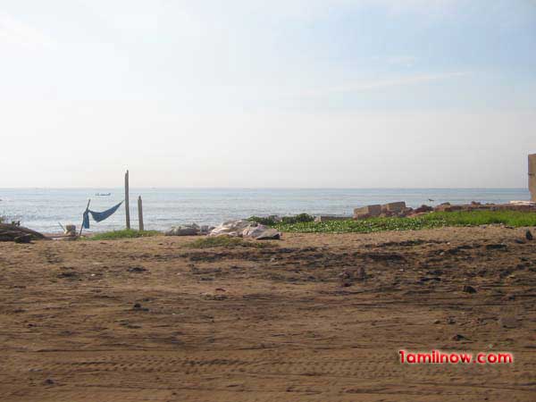 Royapuram beach 3729