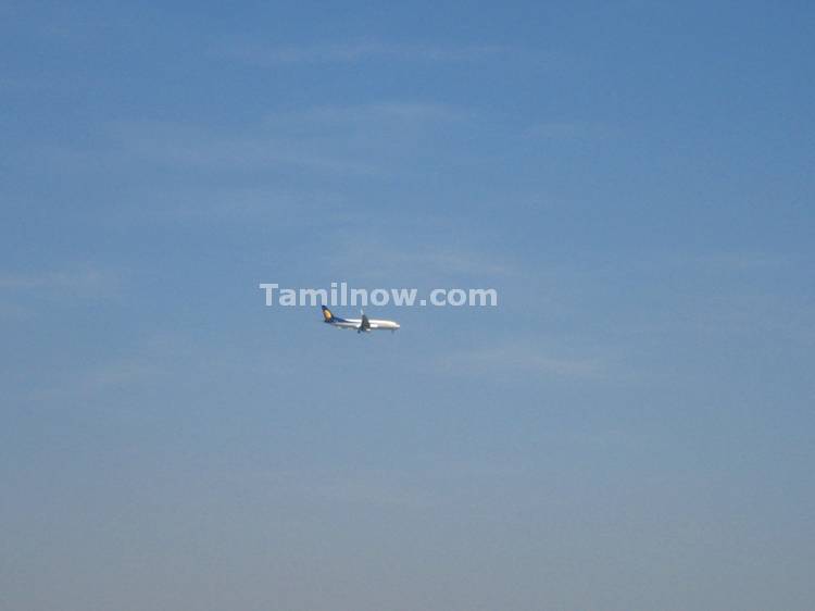 Jet airways flight above chennai
