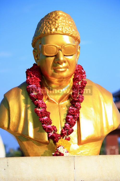 Mgr memorial at marina beach 2