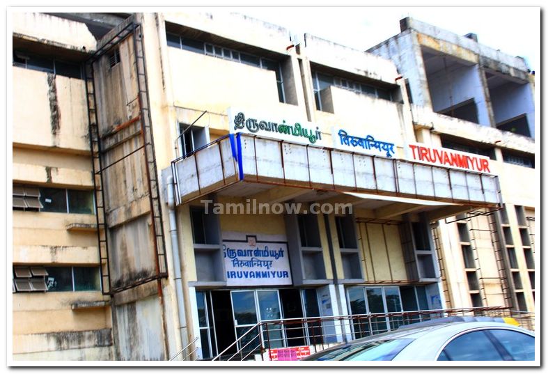 Tiruvanmiyur mrts station