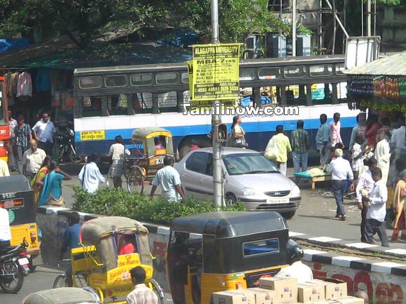 Mtc bus entering parrys stand