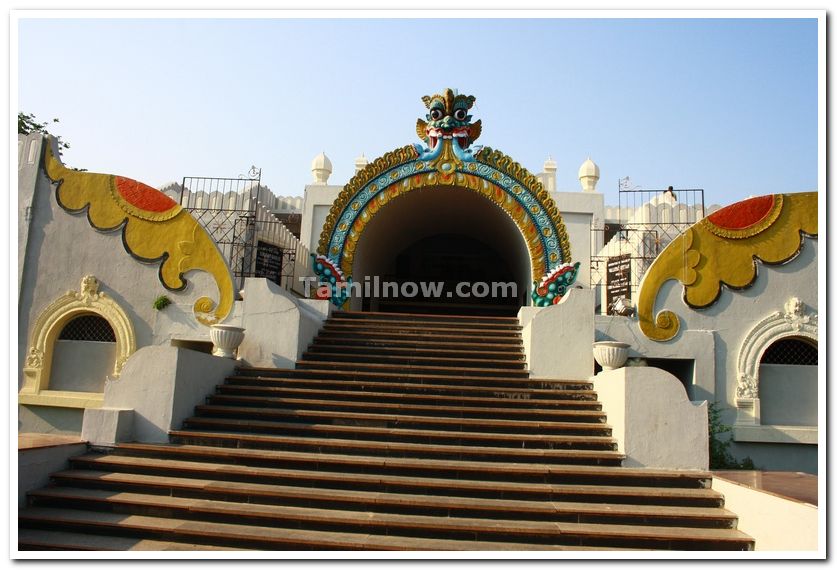 Valluvar kottam hall