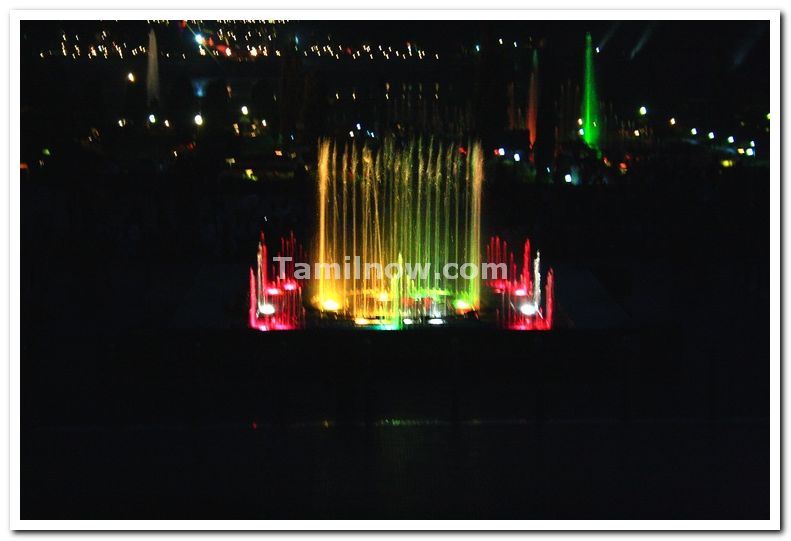 Dancing fountains at brindavan gardens 2