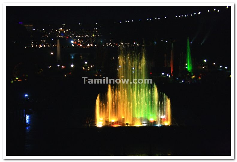 Dancing fountains at brindavan gardens 4