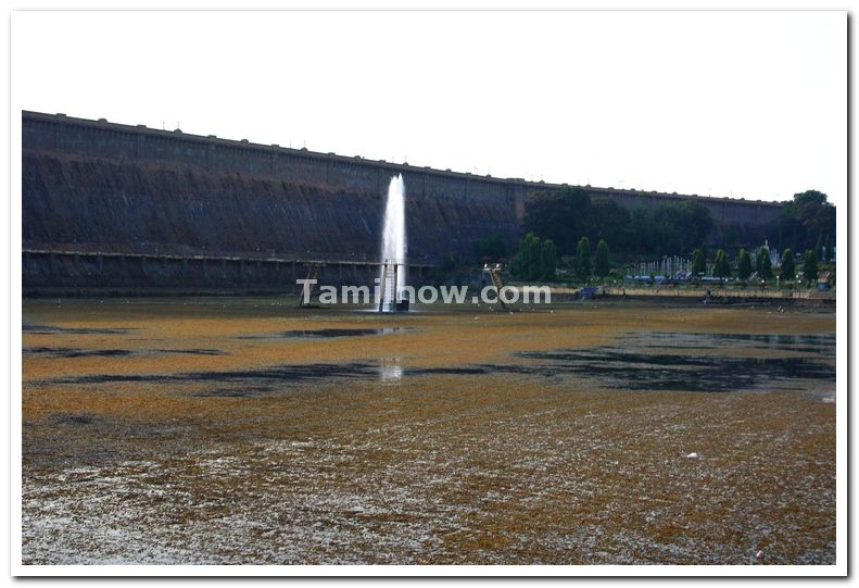 Mysore brindavan gardens north fountains 1