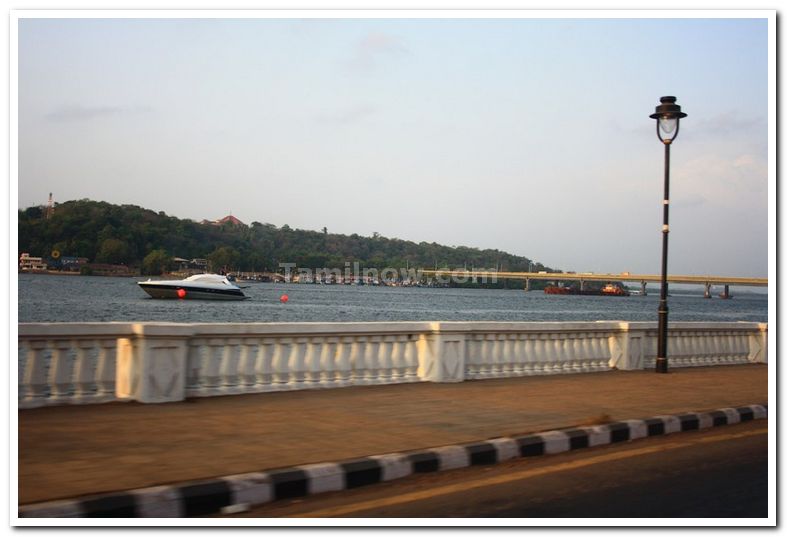 Mandovi bridge goa