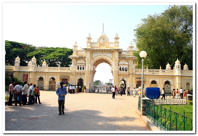 Mysore palace entrance