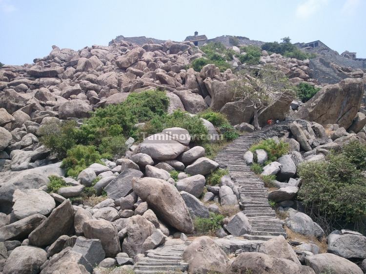 Senji Fort Rock Ruins