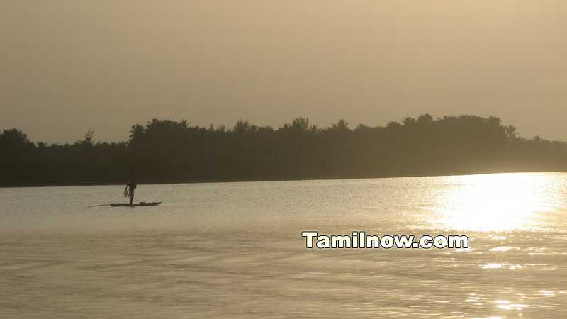 Chunnambar lake at dawn