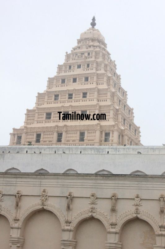 Thanjavur palace tower 2 886