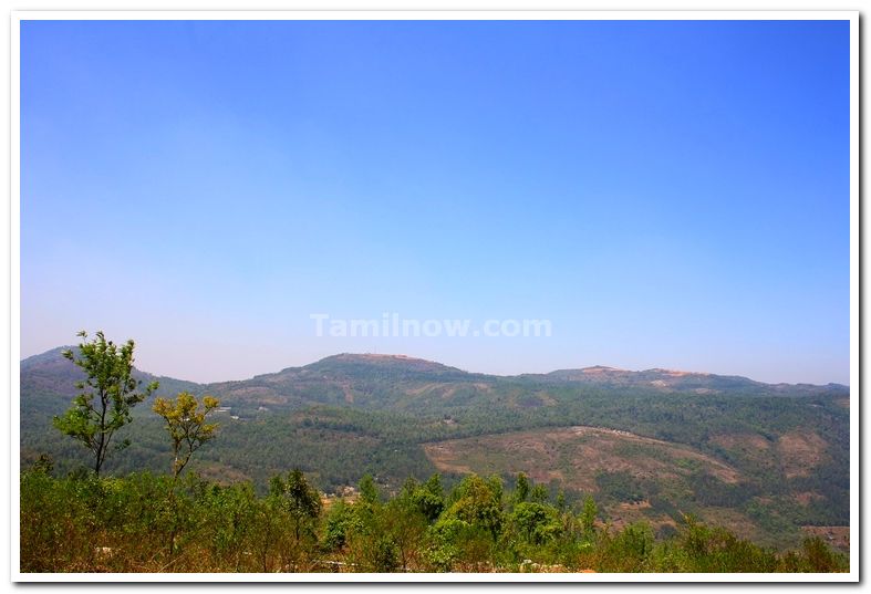 View from annamalai temple yercaud 1