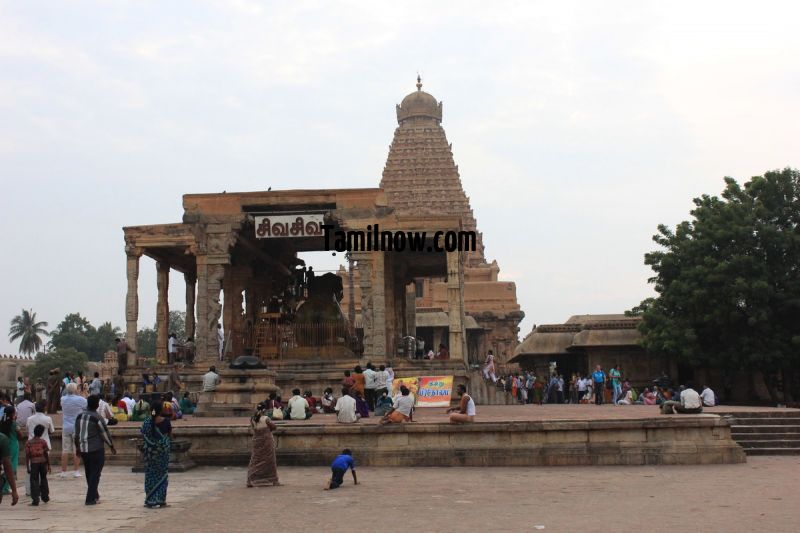 Chola architectural beauty of thanjavur temple 227