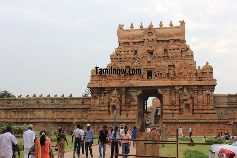 Rajarajeswara temple or big temple entrance 530