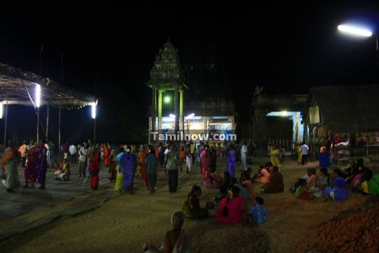 Varadaraja perumal temple kanchipuram night photos 4