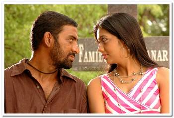 Tamil Movie Bayam Ariyan Review and Stills