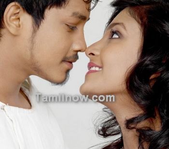 Tamil Movie Kadhal Theevu Review and Stills