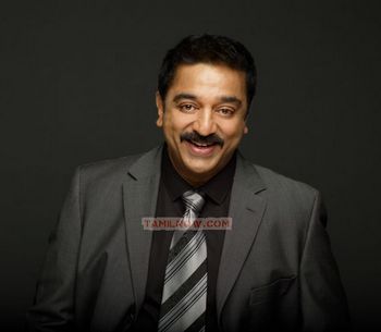 Tamil Movie Viswaroopam Review and Stills
