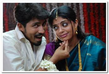 Tamil Movie Kola Kolaya Mundhirikka Review and Stills