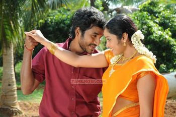 Tamil Movie Kondan Koduthan Review and Stills