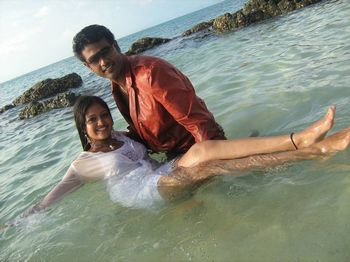 Tamil Movie Krishnaleelai Review and Stills