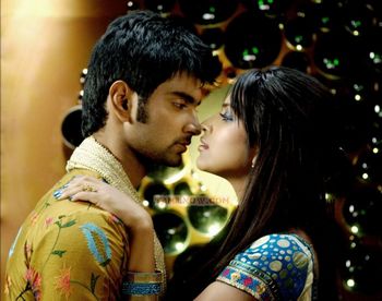 Tamil Movie Muppozhudhum Un Karpanaigal Review and Stills