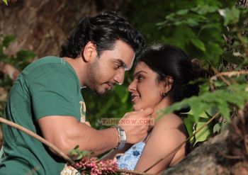 Tamil Movie Naangam Pirai Review and Stills