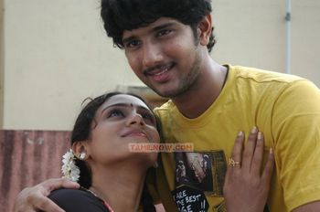 Tamil Movie Neengatha Ennam Review and Stills