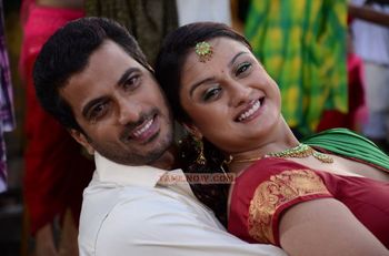 Tamil Movie Oru Nadigayin Vaakumoolam Review and Stills