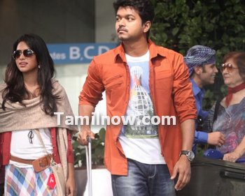 Tamil Movie Thalaiva Review and Stills