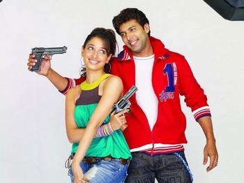 Tamil Movie Thillalangadi Review and Stills