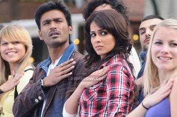 Tamil Movie Uthamaputhiran Review and Stills