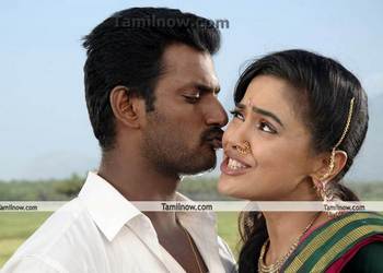 Tamil Movie Vedi Review and Stills