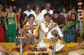 Tamil Movie Vettai Review and Stills