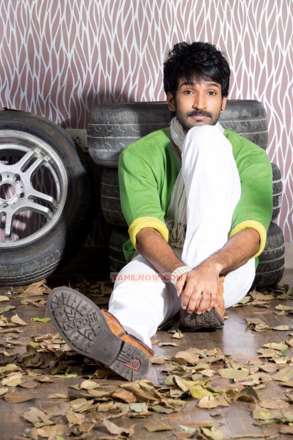 Aadhi Stills 799