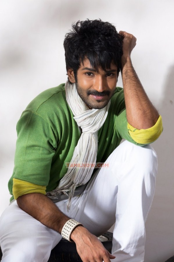 Actor Aadhi 9228