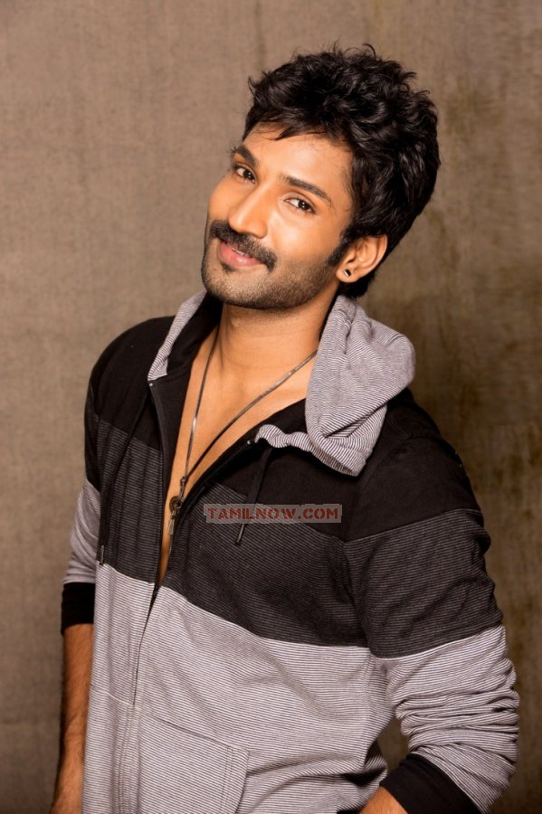 Tamil Actor Aadhi 8480