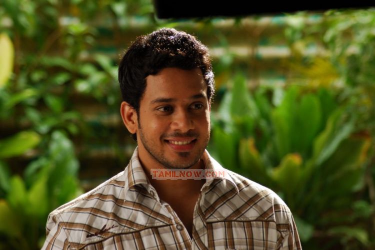 Actor Bharath 4027