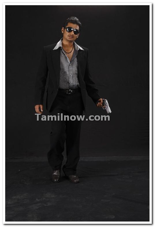 Actor Jeeva Photos 1