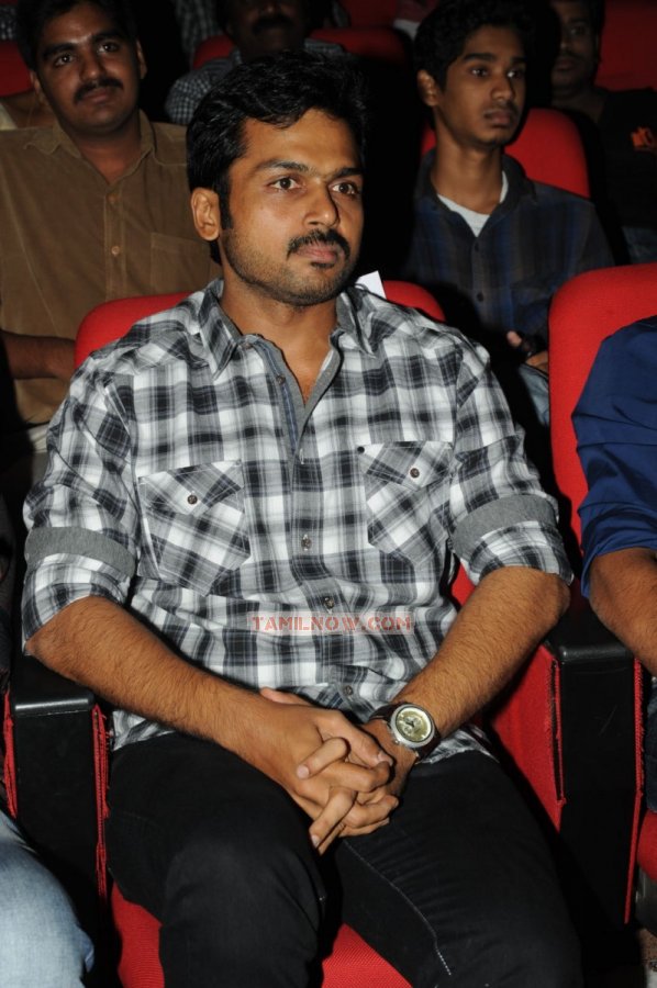 Karthi Stills 1130