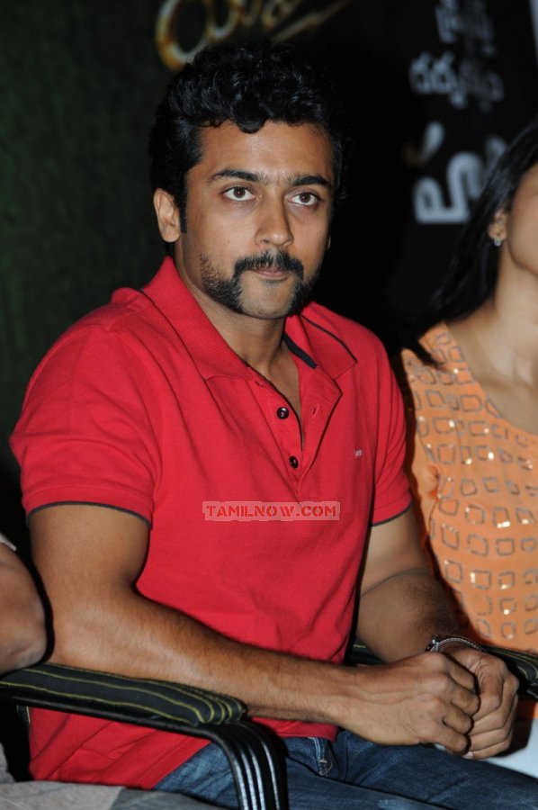 Actor Surya 2691