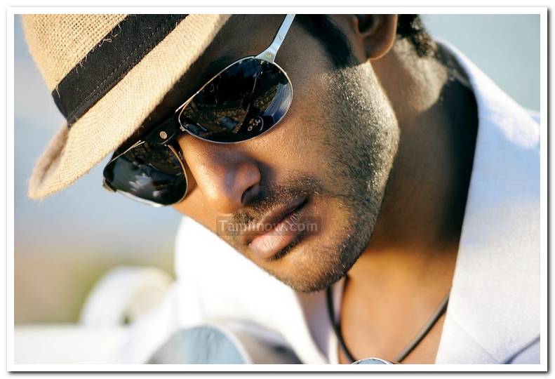 Actor Vishal 3