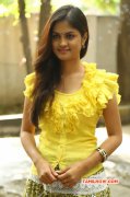 Tamil Movie Actress Aashritha Photo 9958