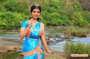 Actress Advaitha 9284