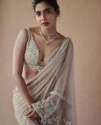 New Pic South Actress Aishwarya Lekshmi 5250
