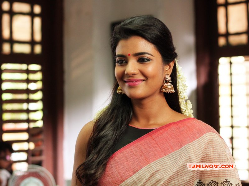 Cinema Actress Aishwarya Rajesh 2016 Picture 1525