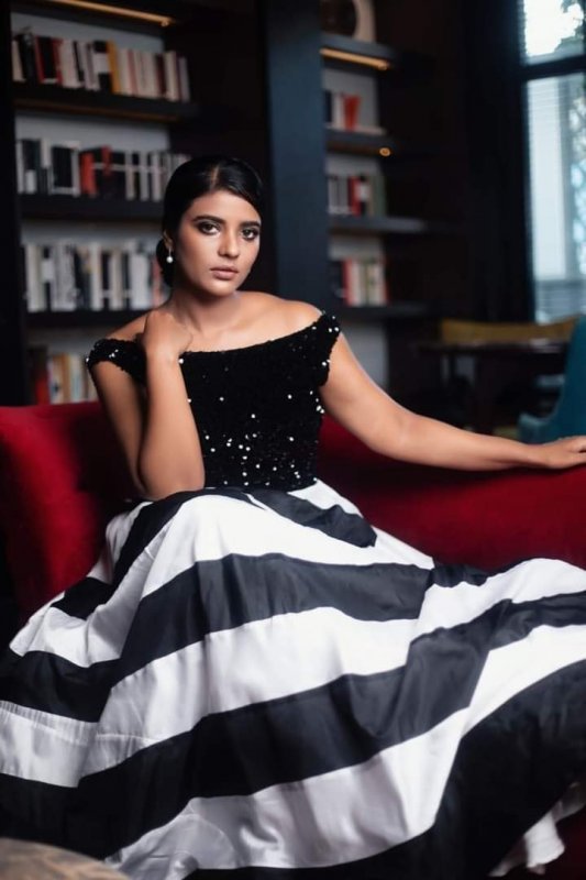 Jun 2021 Images Aishwarya Rajesh Tamil Heroine 144